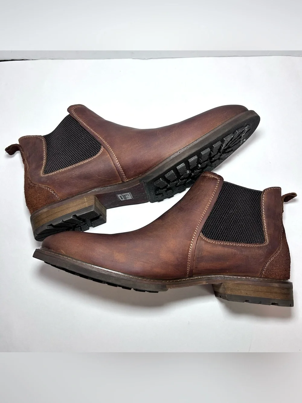 Florsheim Lodge Plain Toe Gore Chelsea Boot Men’s Brown Leather